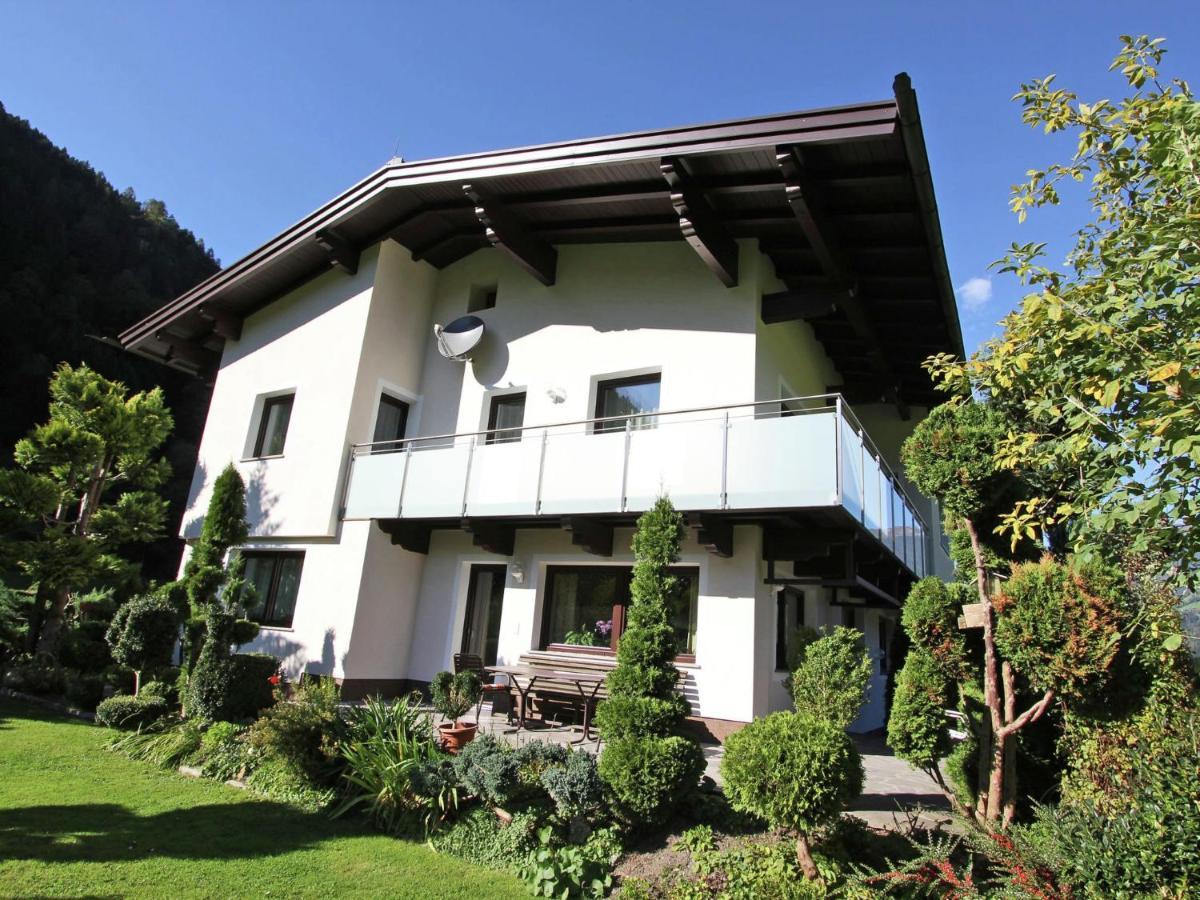 Cozy Apartment In Aschau Im Zillertal Near Ski Lift Buitenkant foto