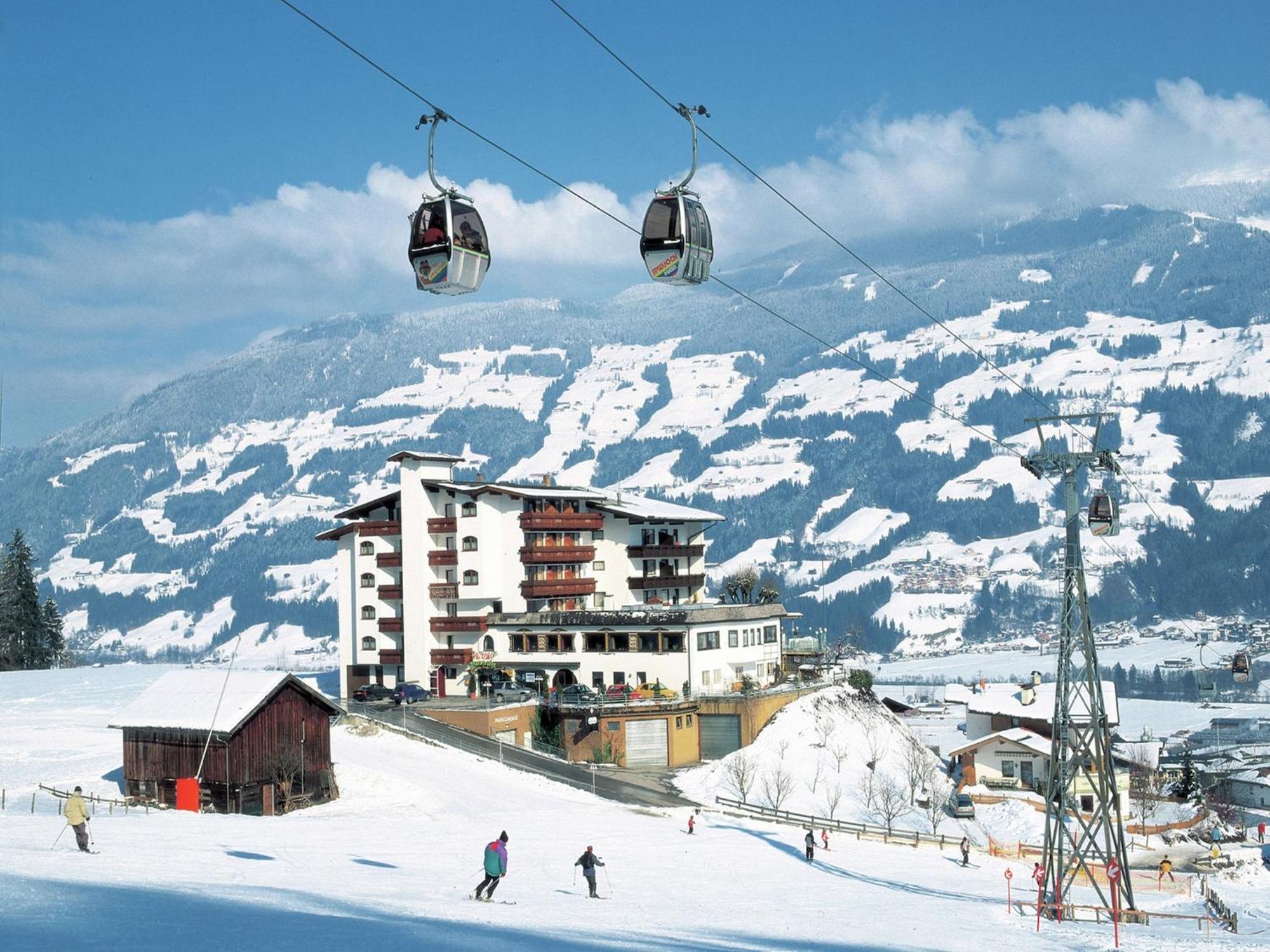 Cozy Apartment In Aschau Im Zillertal Near Ski Lift Buitenkant foto